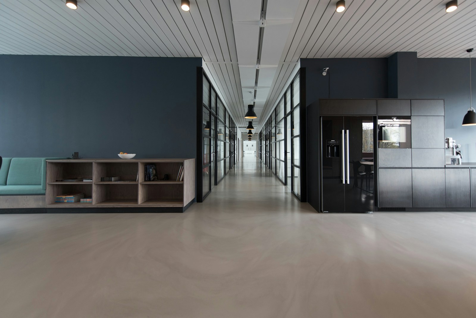 Professional workspace for structured advisory work